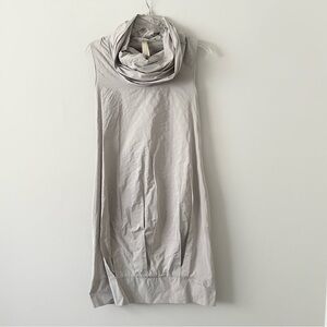 Caterina d. Cowl Neck Pleated Sleeveless Dress